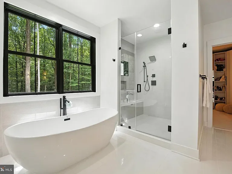 Photo Nov 19 2025, 7 03 46 PM (35).webp