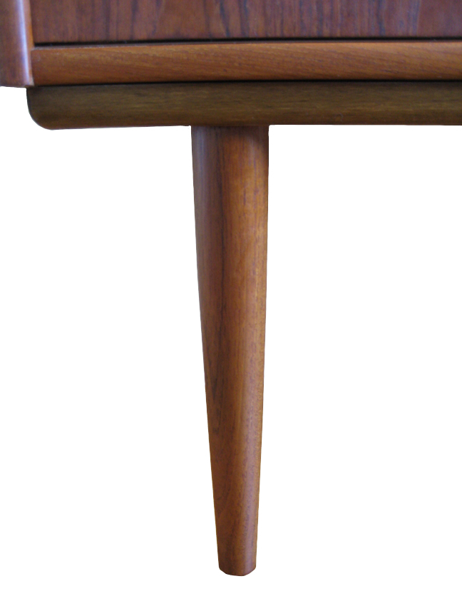 klpetitecredenza5.jpg