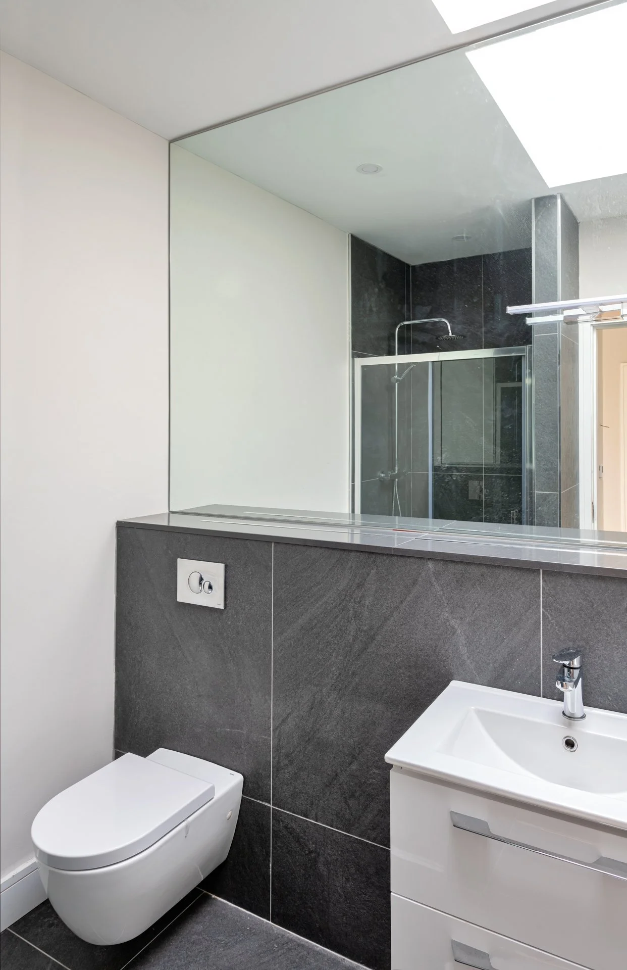 ASP_9705 - Principal Construction - 108 Kincora Grove.jpeg