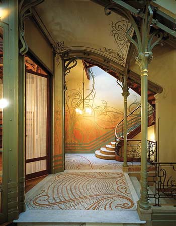  Hotel Tassel in Brussels curved staircase.