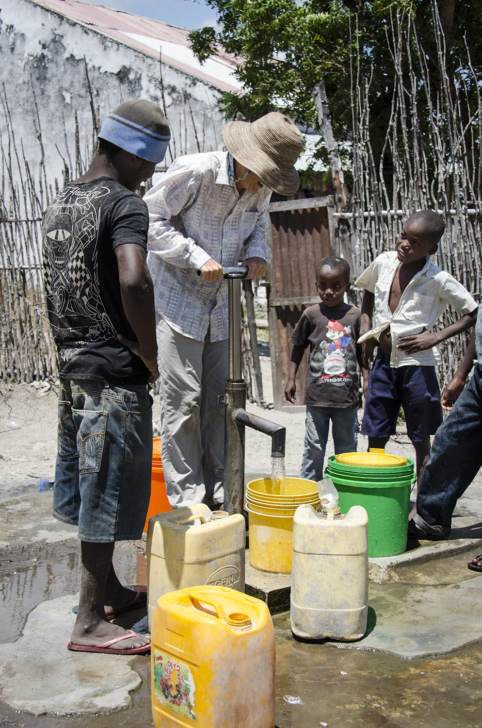 DIANE PUMPING FRESH WATER
