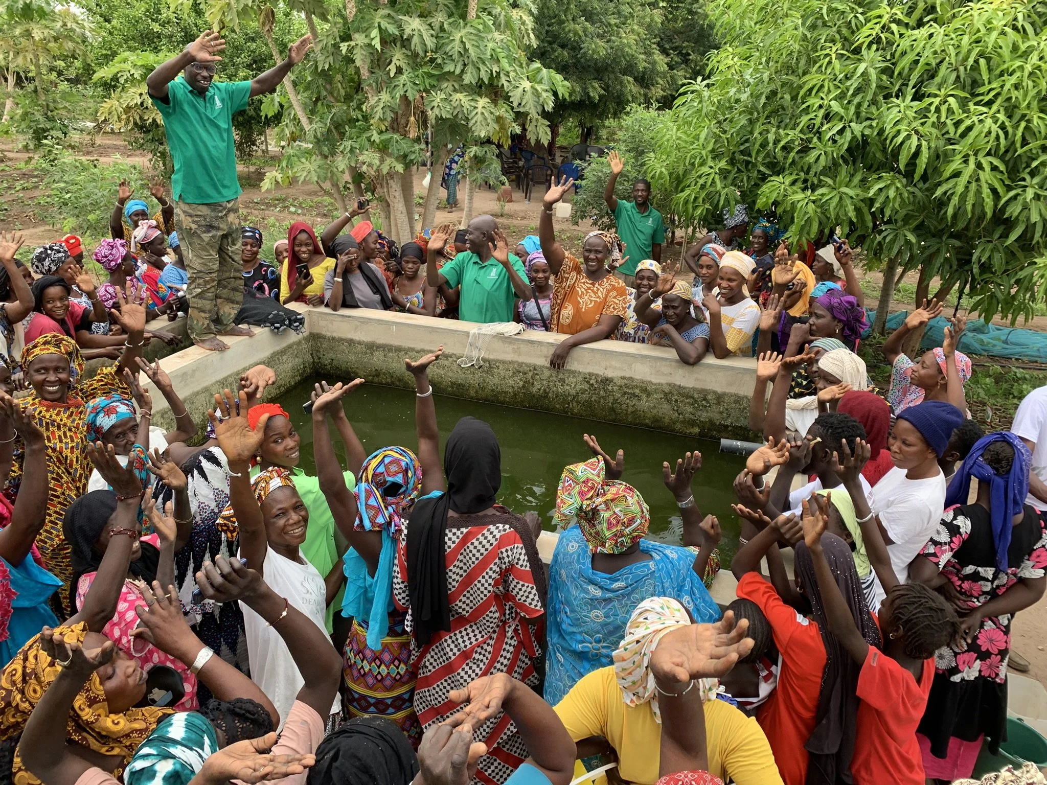 16_Keur Wack garden participants during an aquaculture training.JPEG