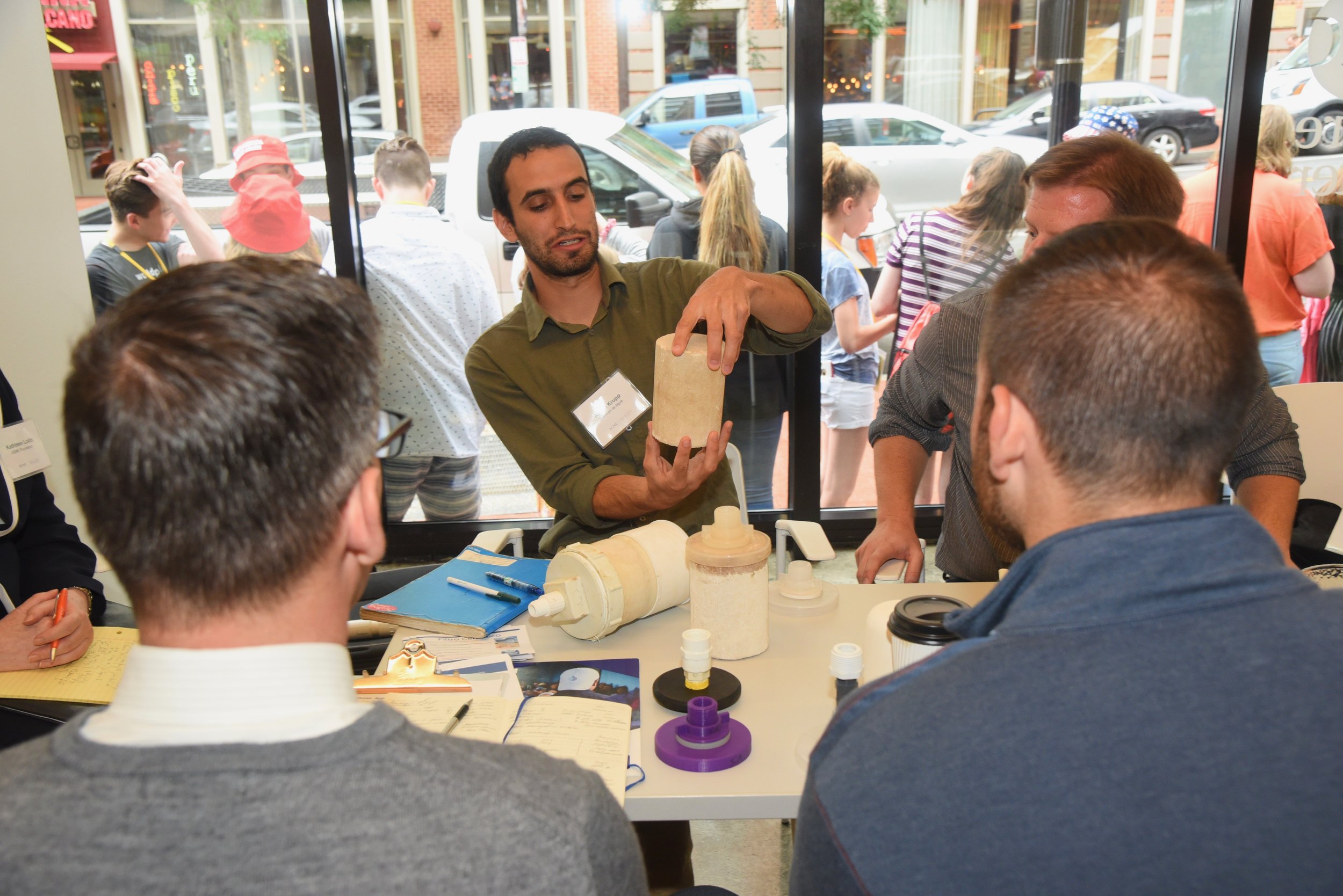 The Caminos de Agua team spent several hours with different groups of judges who evaluated Aguadapt and the Caminos team on four key areas: manufacturing, hardware, customers, and implementation.
