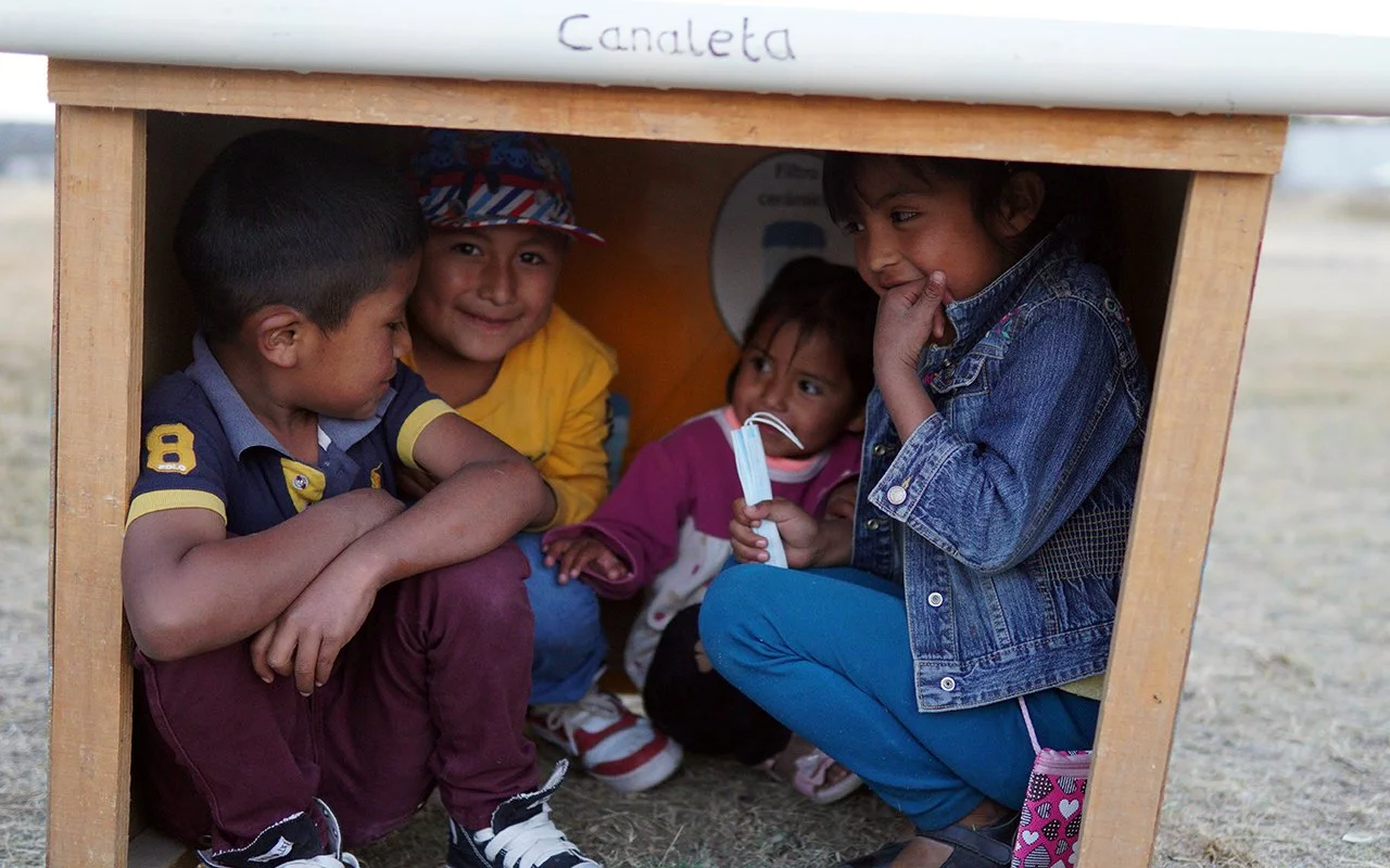 Join the Women of Los Ricos!