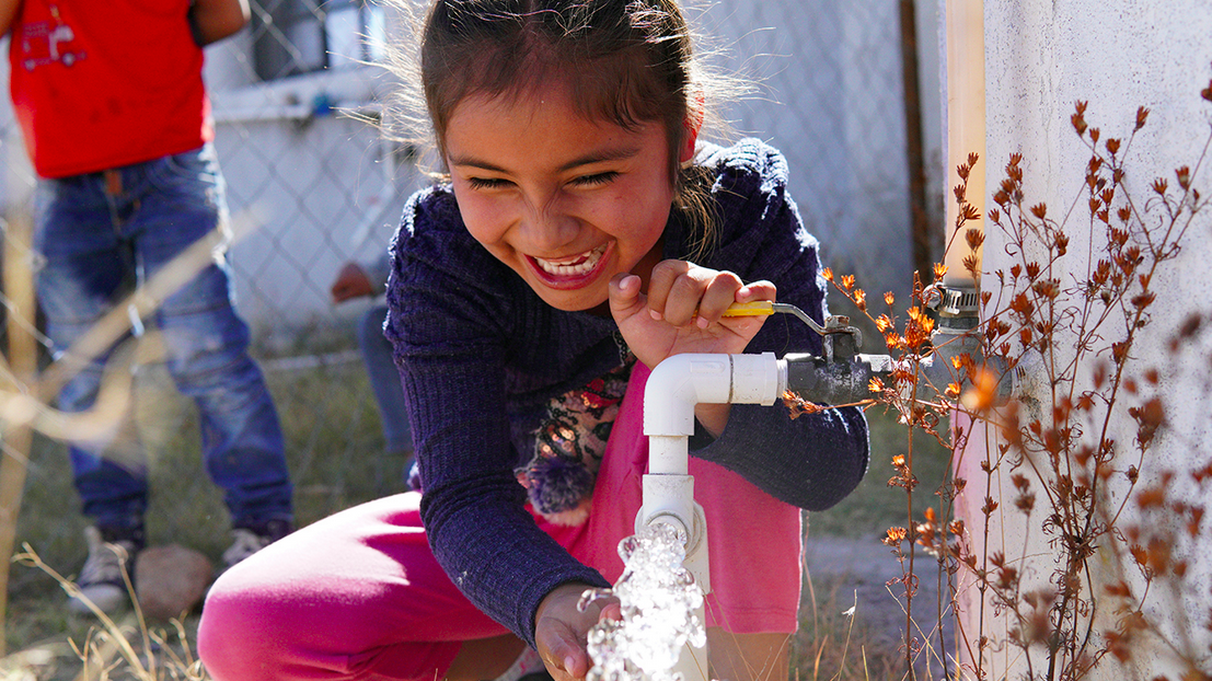   Amistad Canadá y Caminos de Agua   Creando acceso al agua limpia juntos  