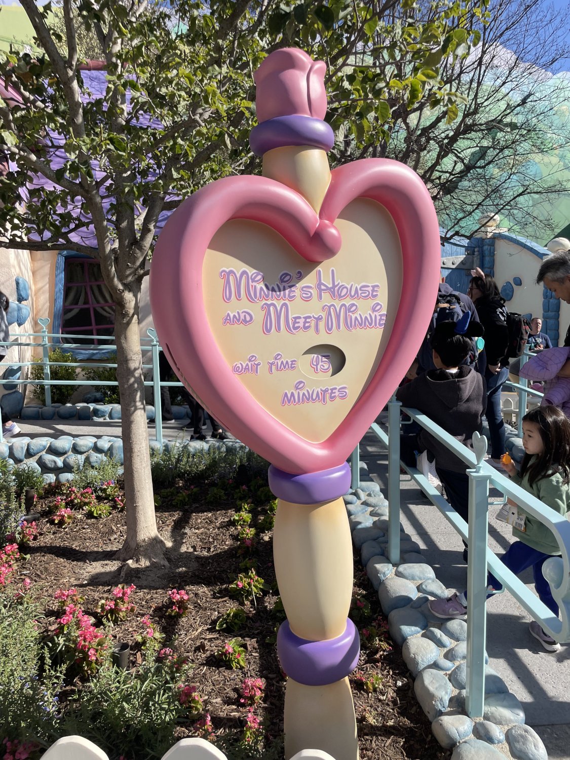 Minnie Mouse Sign