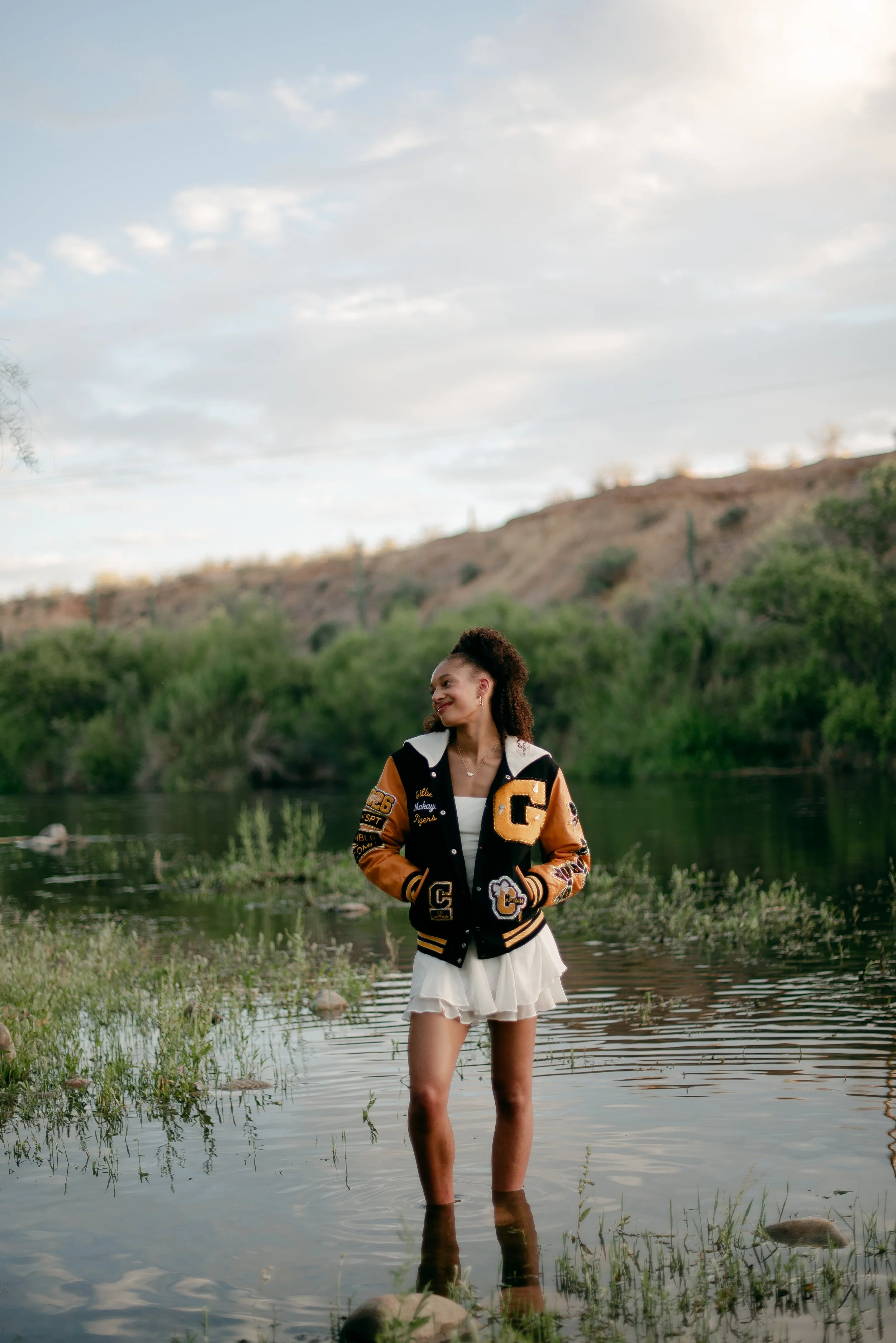 Makayla / Senior Photos in Mesa Arizona, Water and Desert Senior Photos