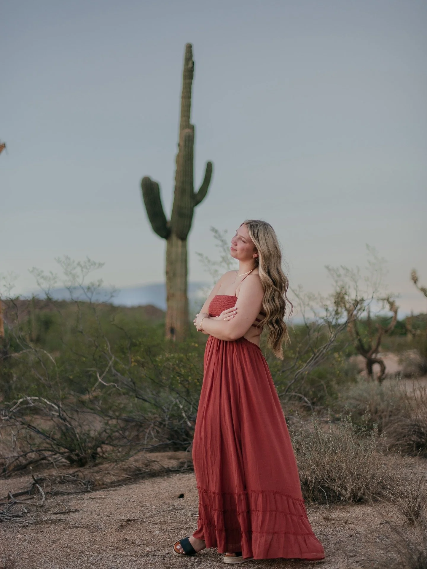 the brink of sunset with Emma in front of the camera = desert magic ✨

still obsessing over her long dress 😍 I truly think every senior girlie needs a dress mixed in with their outfits, they&rsquo;re so fun to twirl and run in!! Plus the orange in t