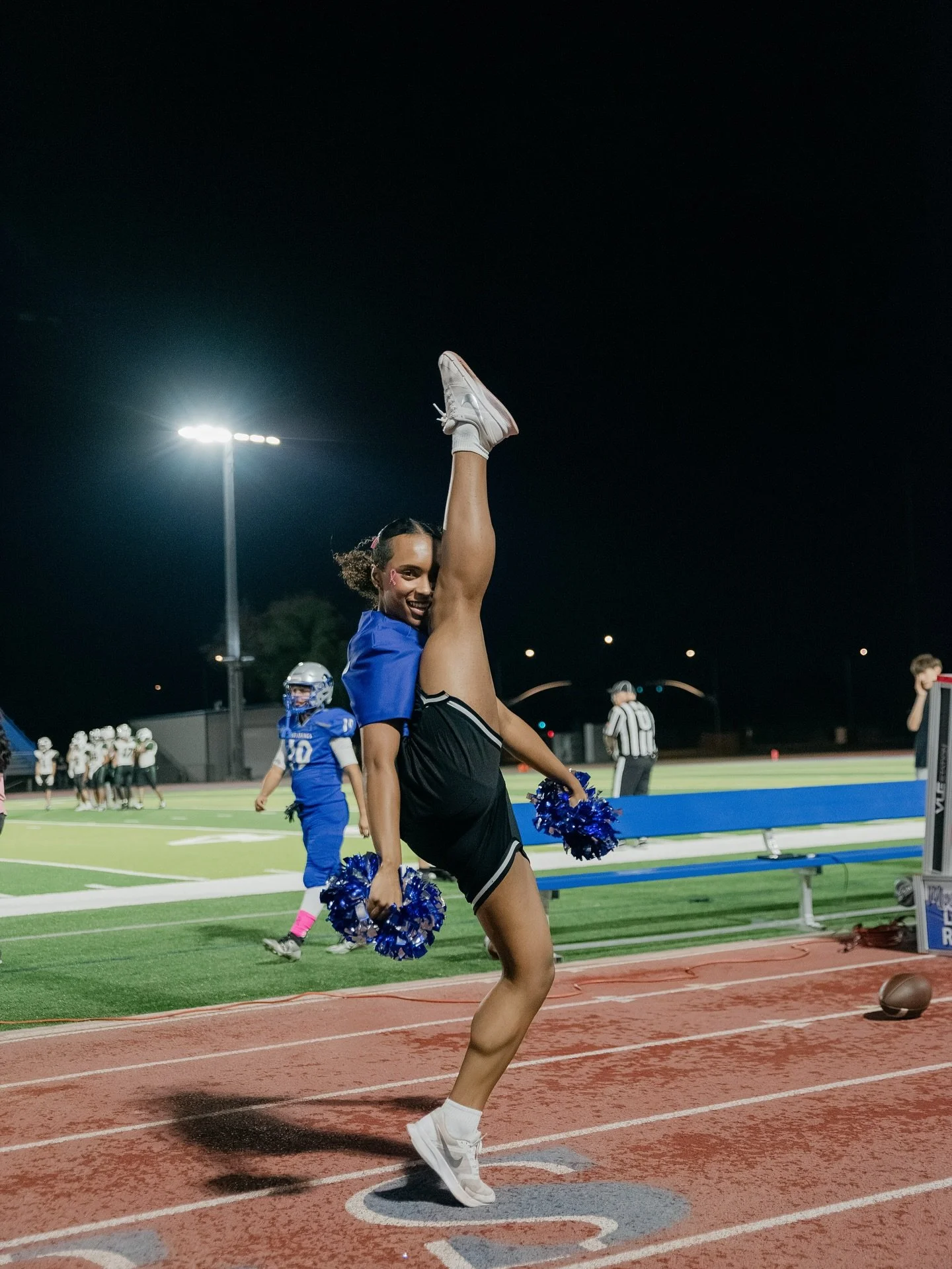 Dobson Spiritline really is THAT GIRL π
Sorry not sorry to keep sharing these, last one for now!! I’m forever be obsessing over these perfect FNL vibes π€©β¨π