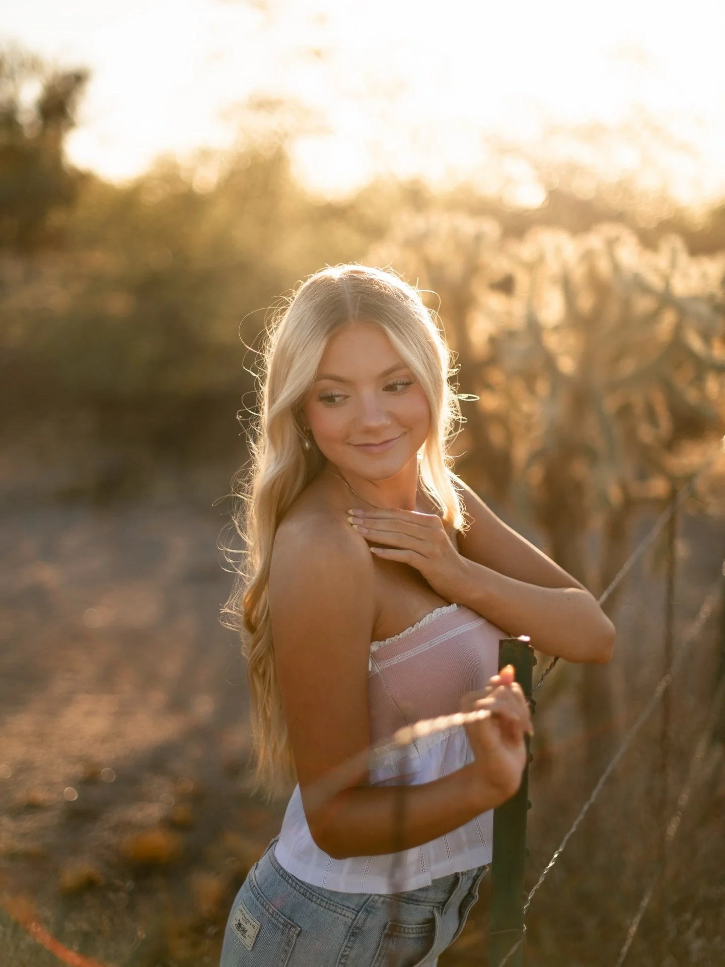 I only have one Saturday left in April for senior photos! 🤭🤍

To my 2026 grads, don&rsquo;t wait to get your session scheduled!! Spring is filling up quickly and I&rsquo;d love to document this milestone for you 🫶🏼

Throwing it back to one of las