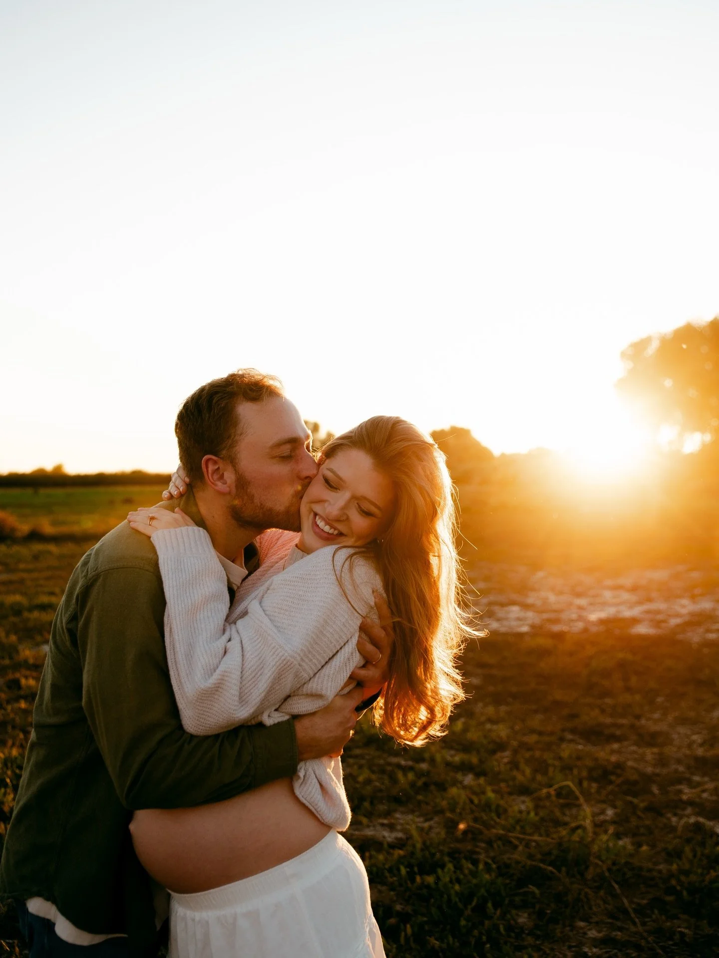 When two becomes three 🥹🤍

Finally sharing the most perfect maternity photos for two of my favorite people!! ✨