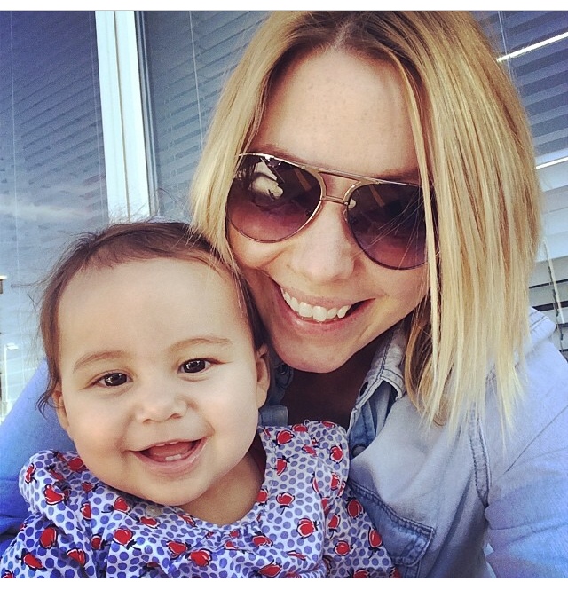 Mama Victoria and her little lady Lilly (2)
