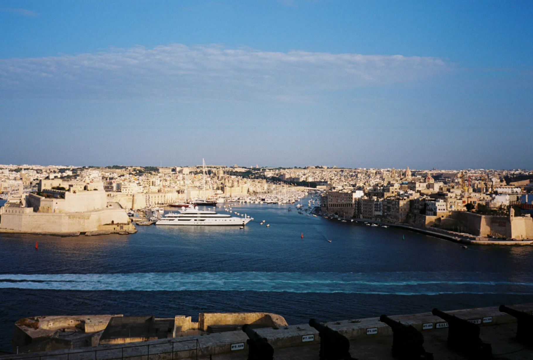 0003044_0003044-R1-021-9.jpg