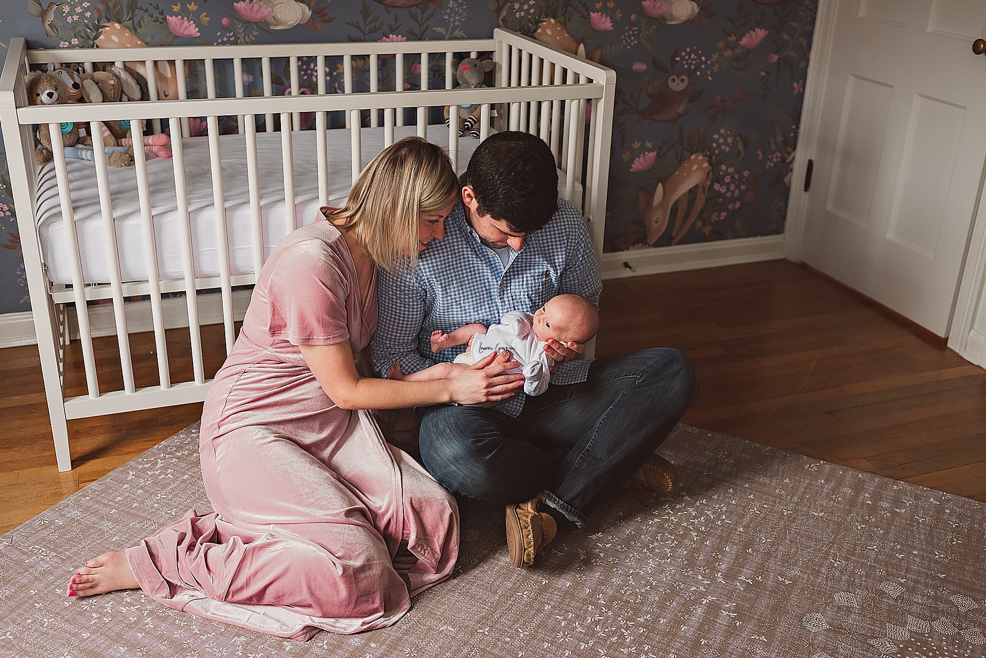 akron newborn photographer, lauren grayson photography, lifestyle at home family and baby photo session