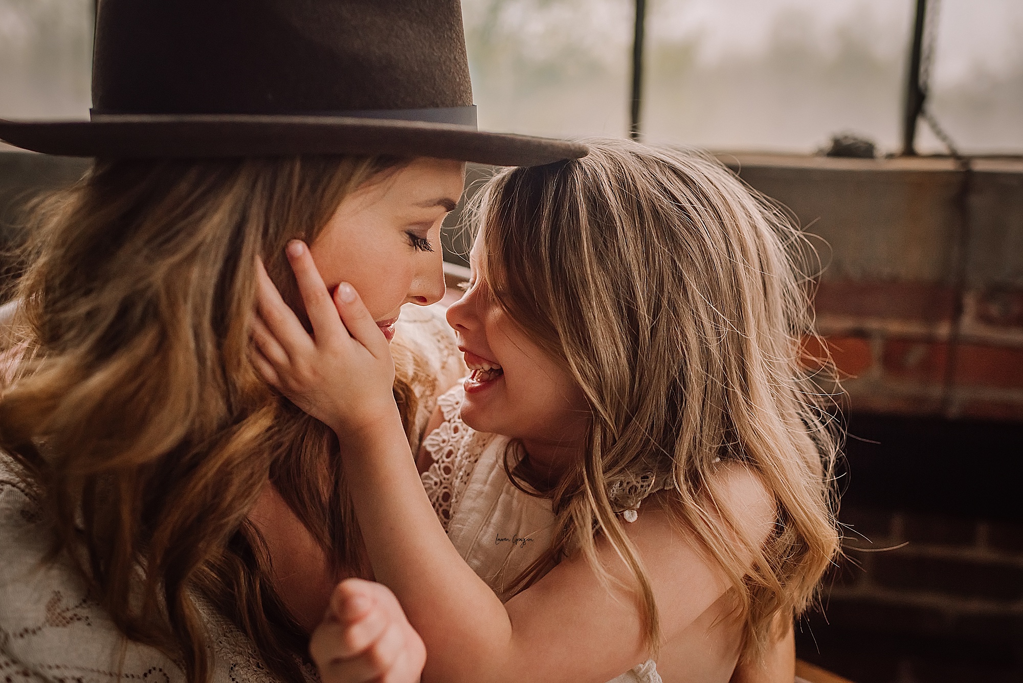 akron photographer, lauren grayson photography, mother daughter, mommy and me studio photo session
