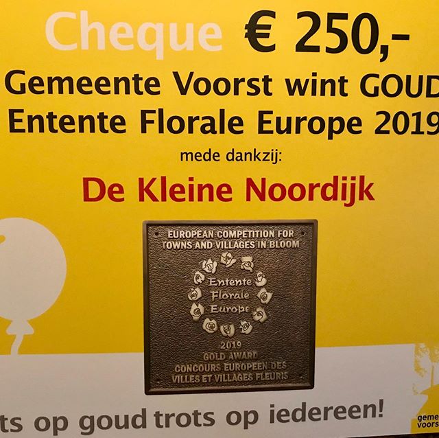 Gefeliciteerd #gemeentevoorst Dank dat we op deze wijze mogen delen in de feestvreugde. Heel blij mee #ententeflorale #voorst