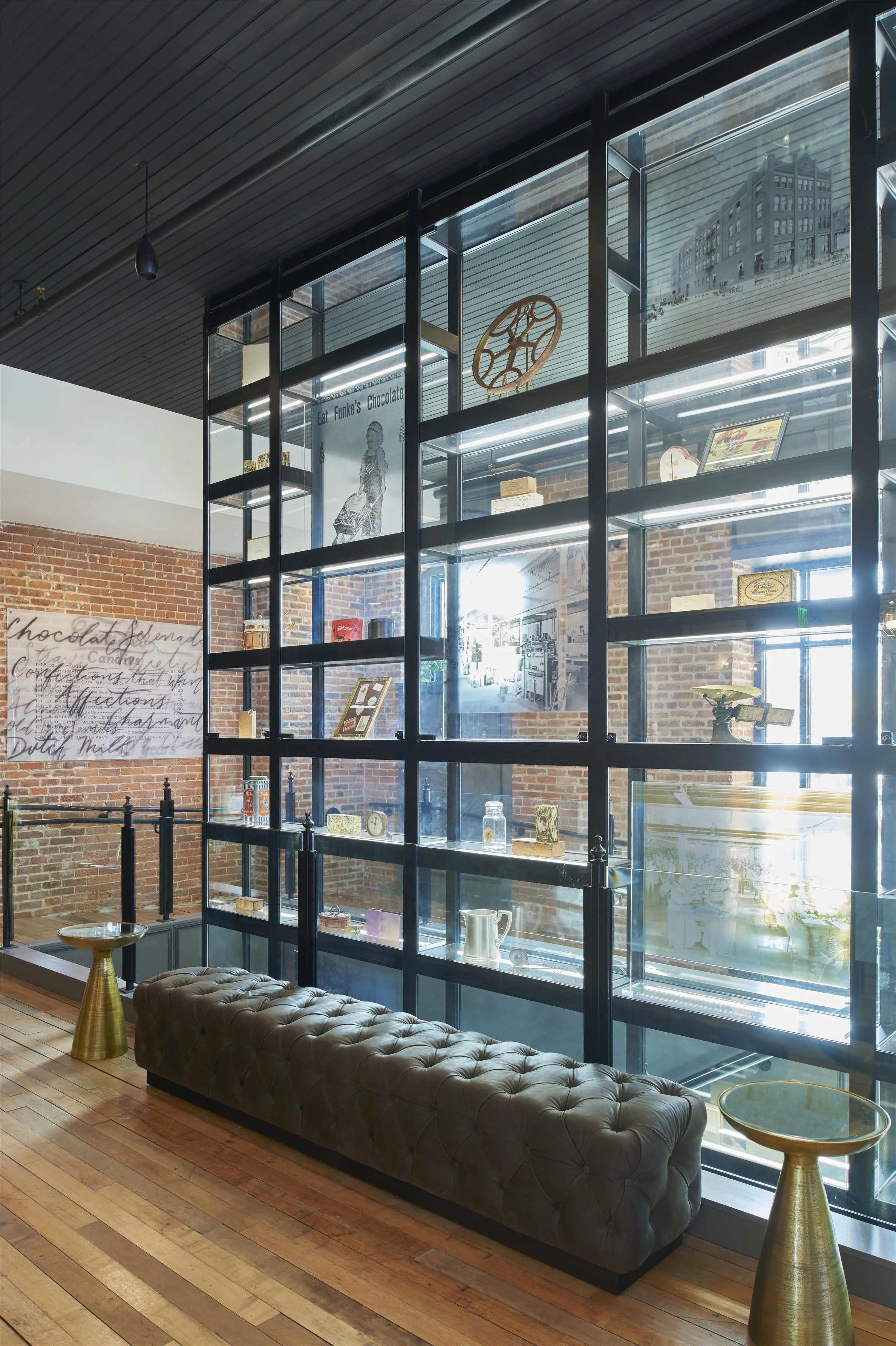 CHARMANT HOTEL - Curated by Indiewalls