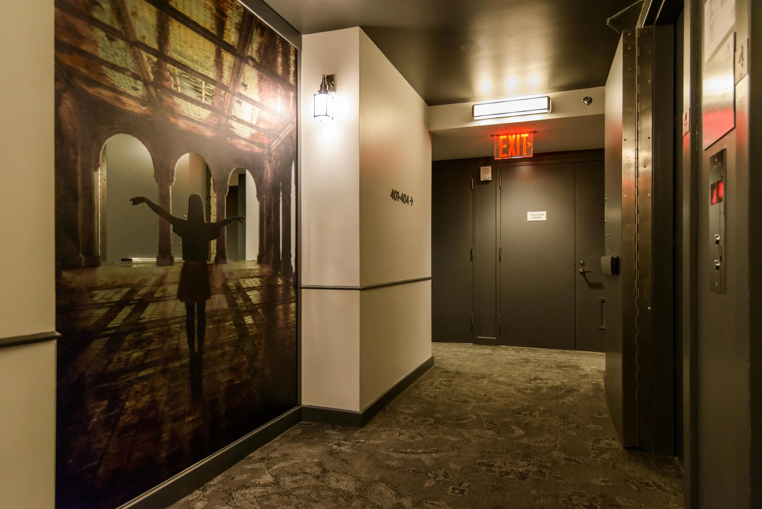 HOTEL HUGO - Curated by Indiewalls