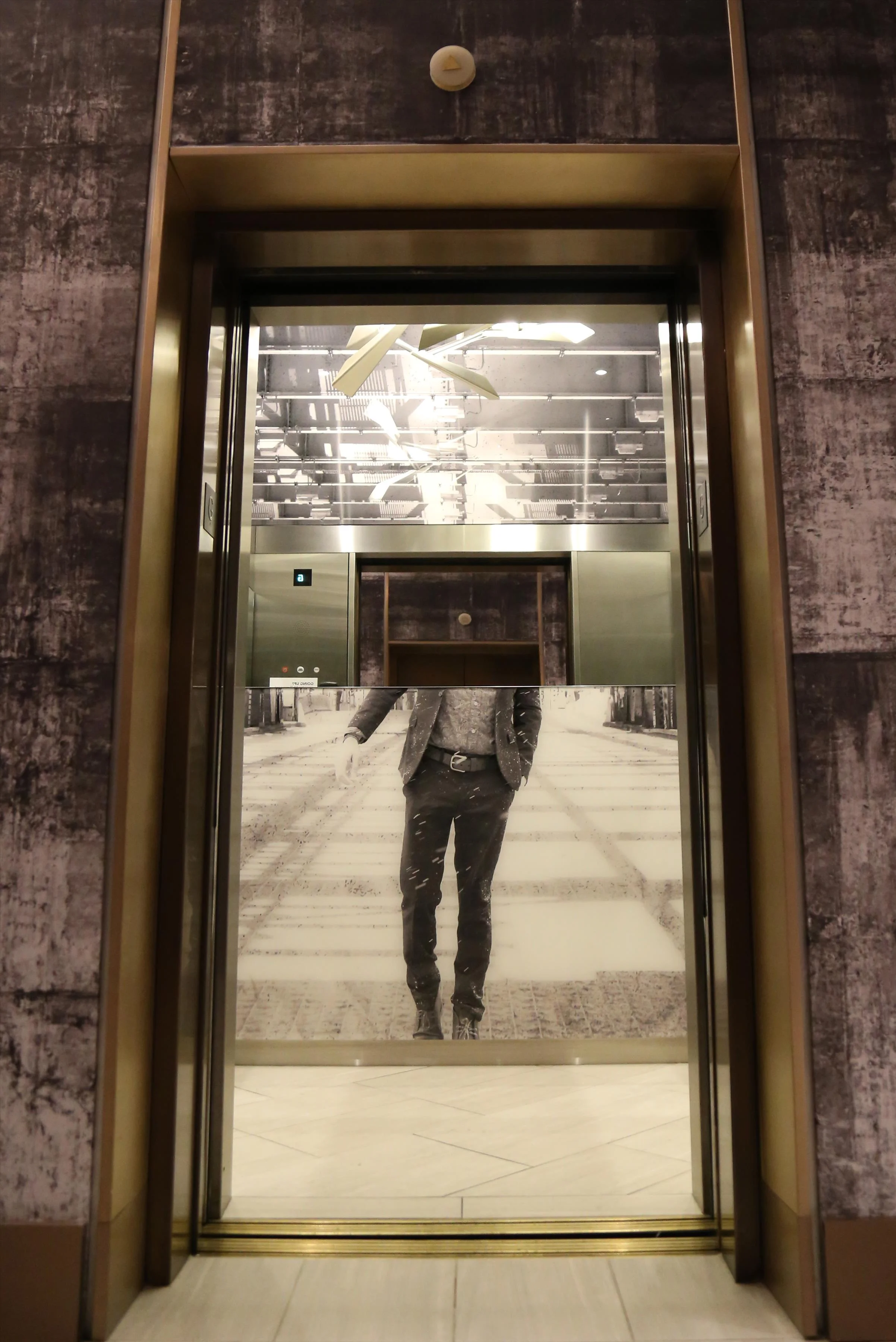 RENAISSANCE, CHICAGO DOWNTOWN - Curated by Indiewalls
