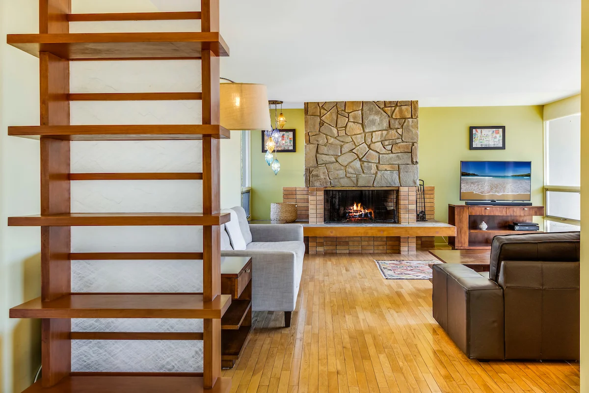 Sold: Marion Joncich Residence, Joncich & Lusby (1958)