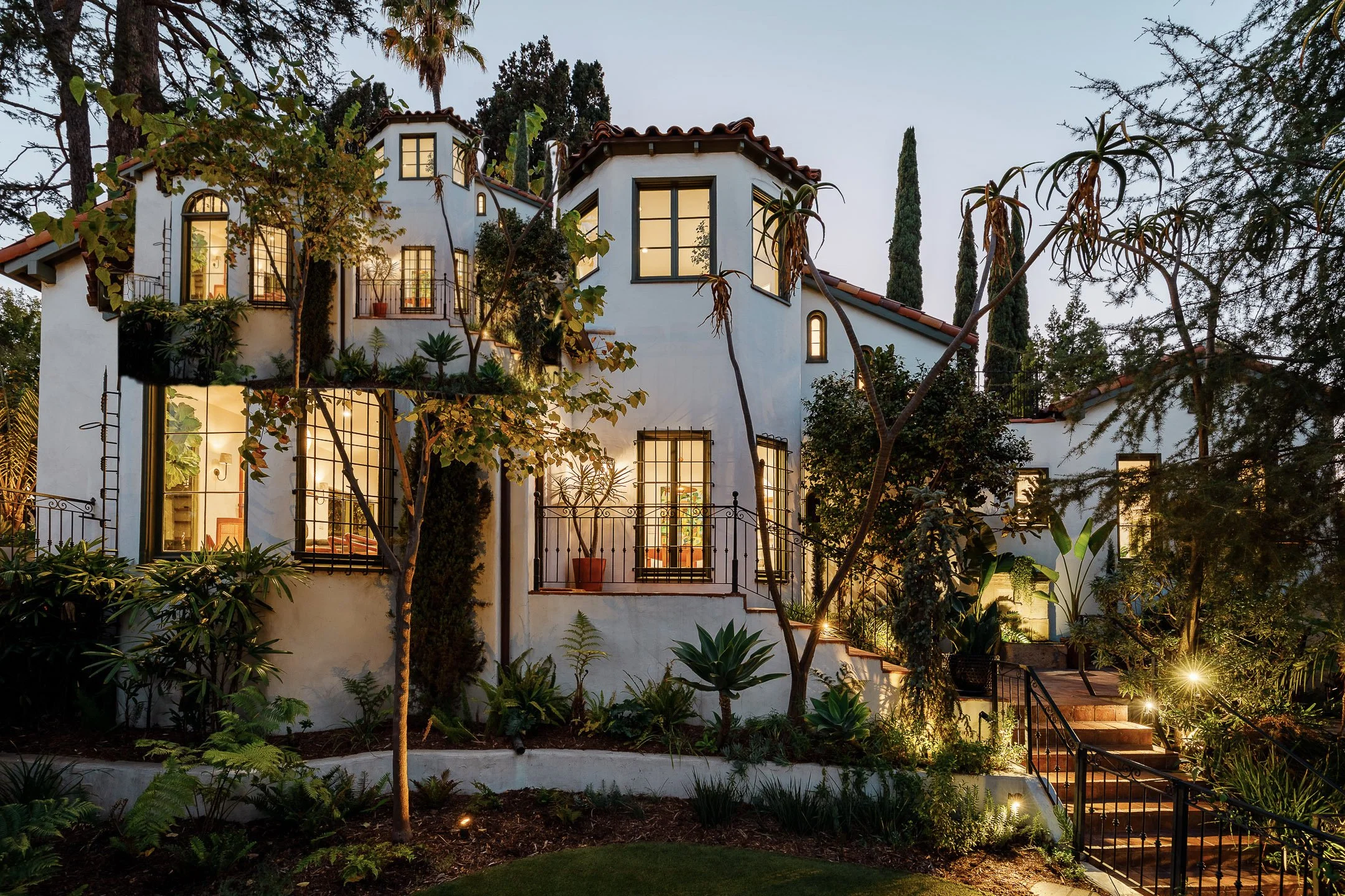 For Sale: The Killian Residence,  Arthur S. Barnes (1923)
