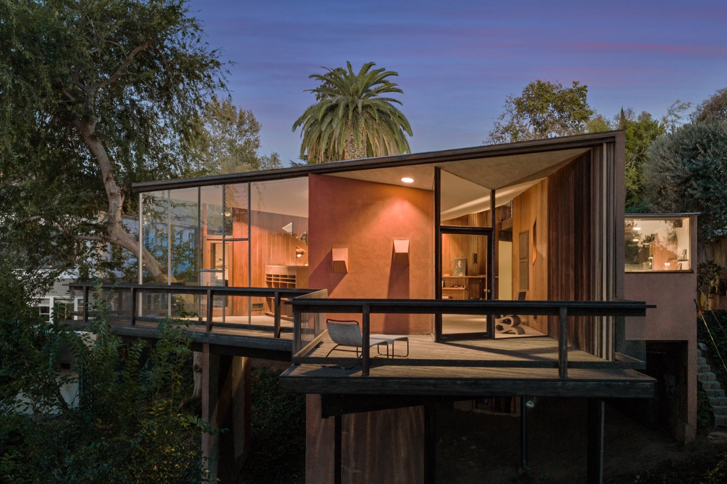 For Sale: The Rosemary and Joseph Baldwin Residence, John Lautner (1955)