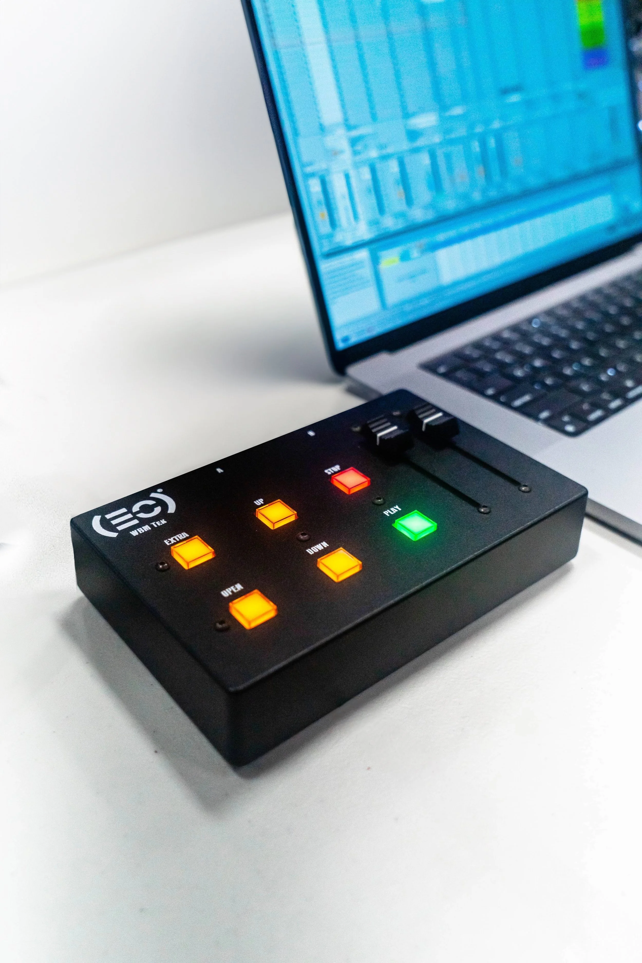 Electronic Creatives Playback Controller