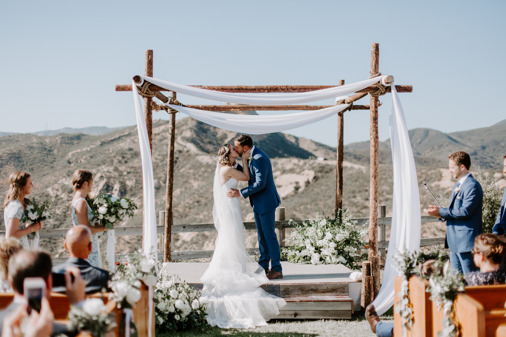 Silverado Wedding Photographer, San Diego Wedding photographer, San Diego Wedding Venue, Backyard Wedding, Mountain Wedding, San Diego Wedding photography, wedding Ideas, Mountain Venue, wedding