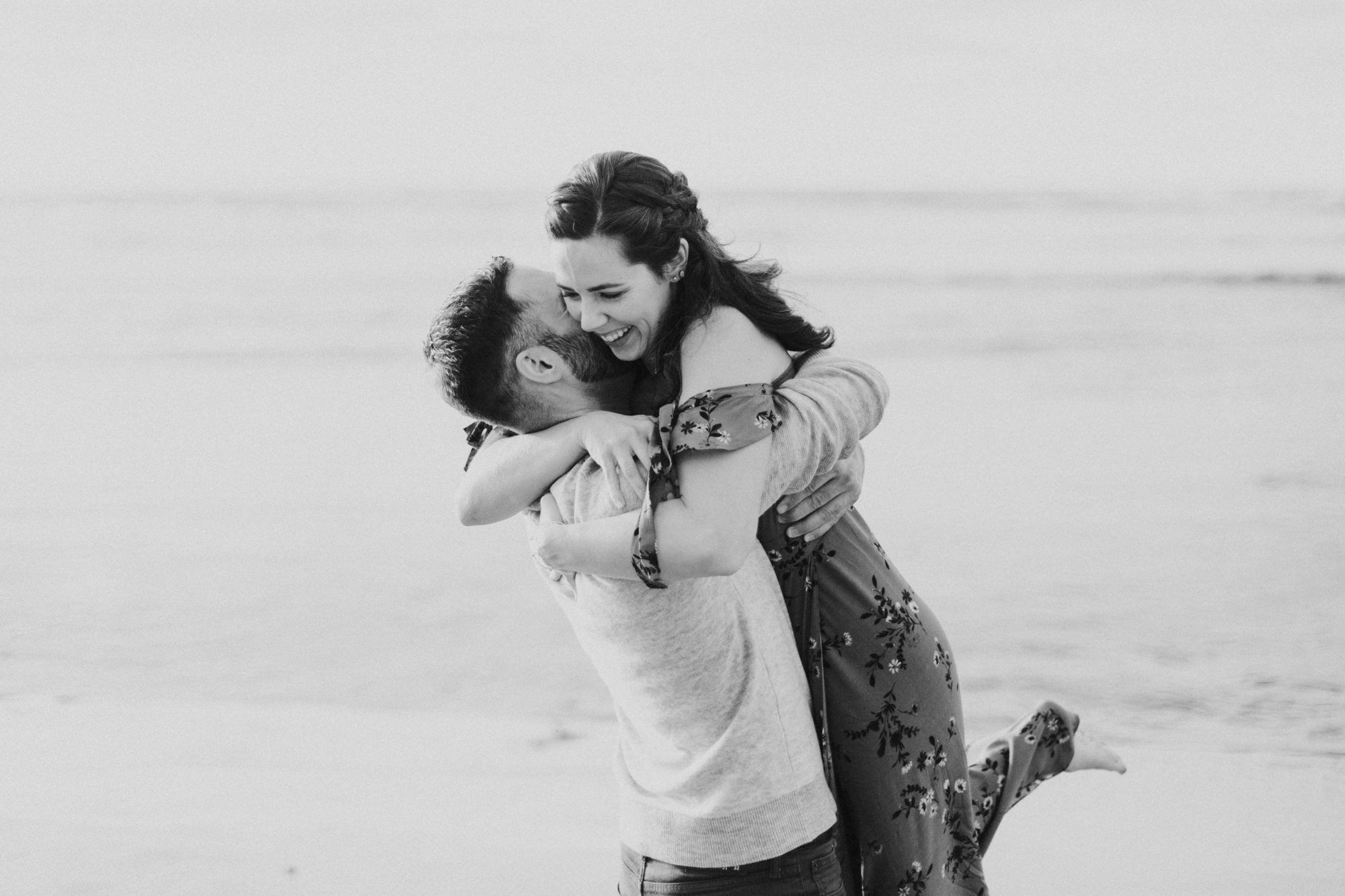 San Diego Engagement photography at Sunset Cliffs016.jpg