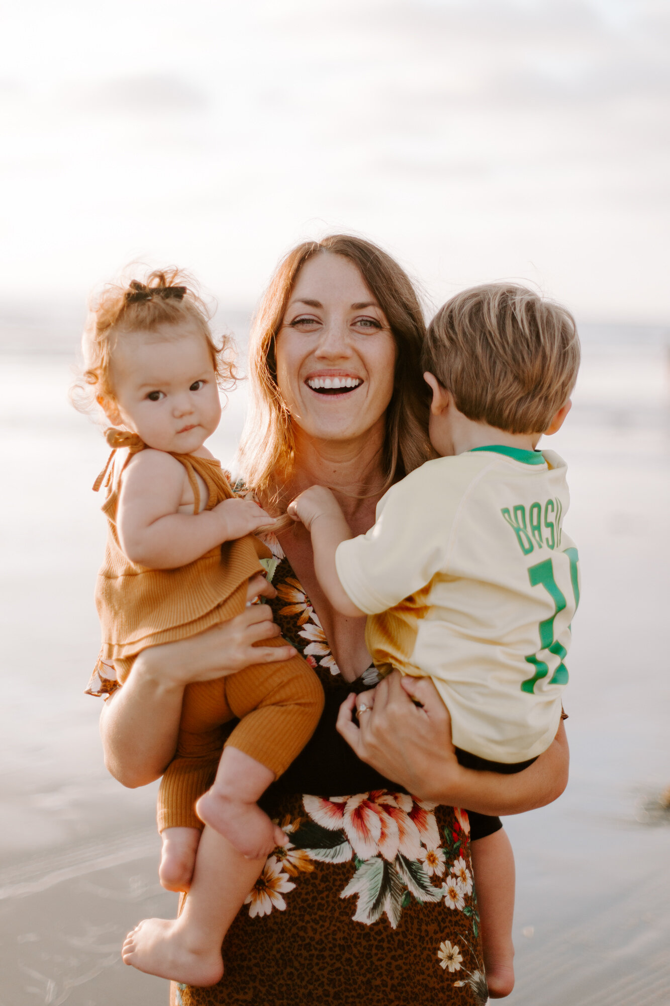 San Diego Family Photos, Cardiff by the sea Family photos, San Diego family Photographer, Beach family photos, Beach family Photographer, San Diego family photography, Places to take family photos