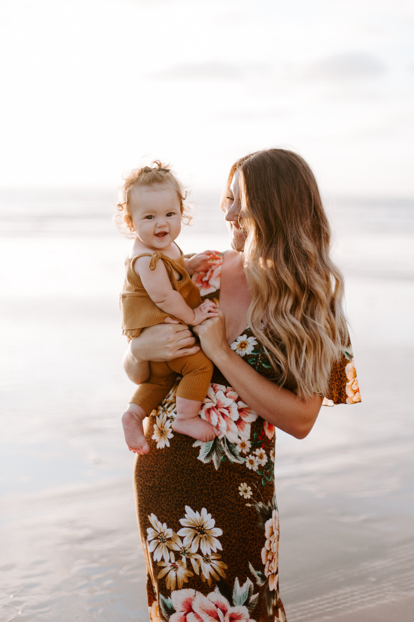 San Diego Family Photos, Cardiff by the sea Family photos, San Diego family Photographer, Beach family photos, Beach family Photographer, San Diego family photography, Places to take family photos