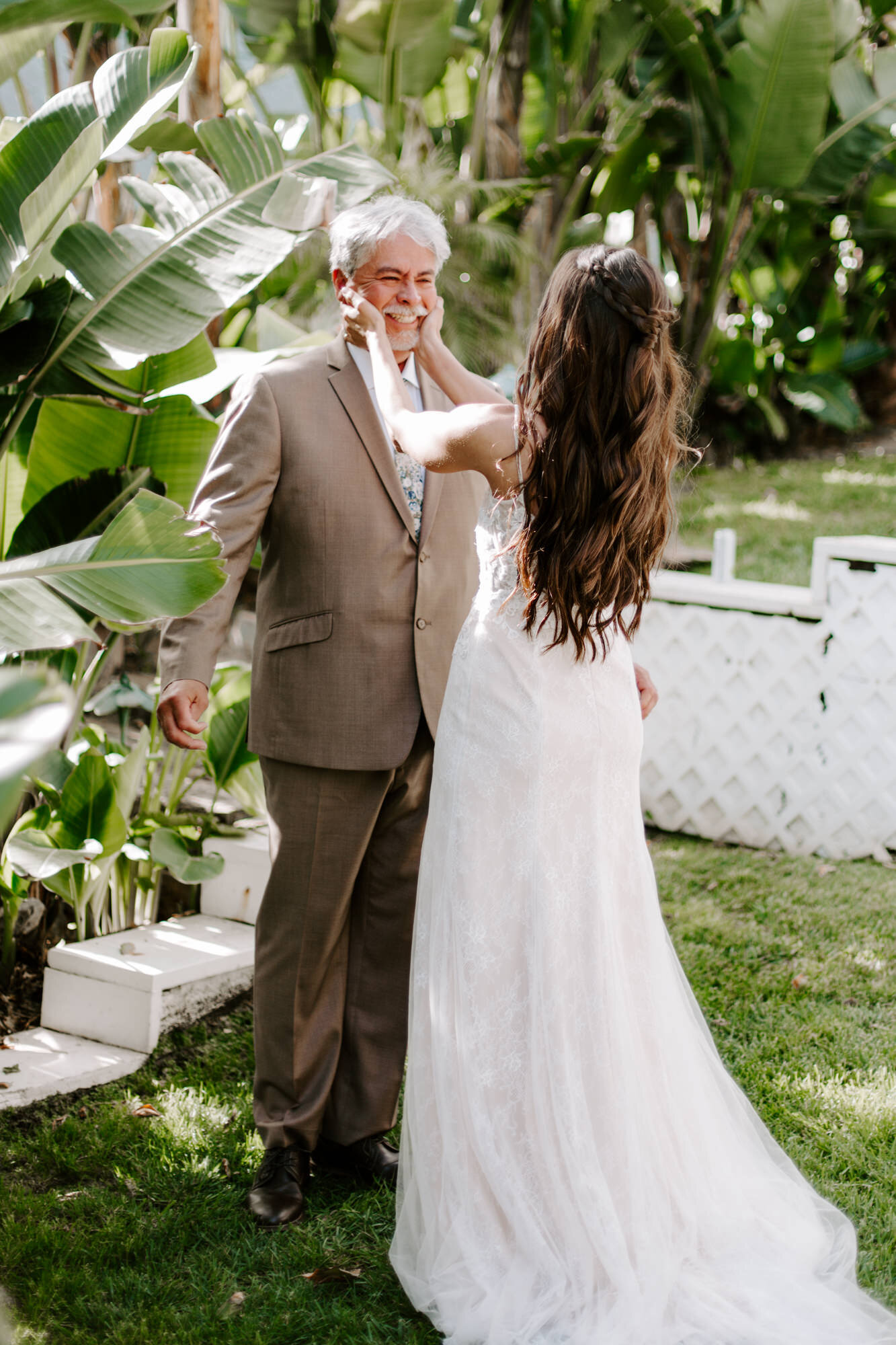 Malibu wedding photographed in Malibu california at a private home with a private beach.  Wedding photos were shot on the beach in Malibu.  This was a boho malibu wedding.  Malibu Wedding Photographer