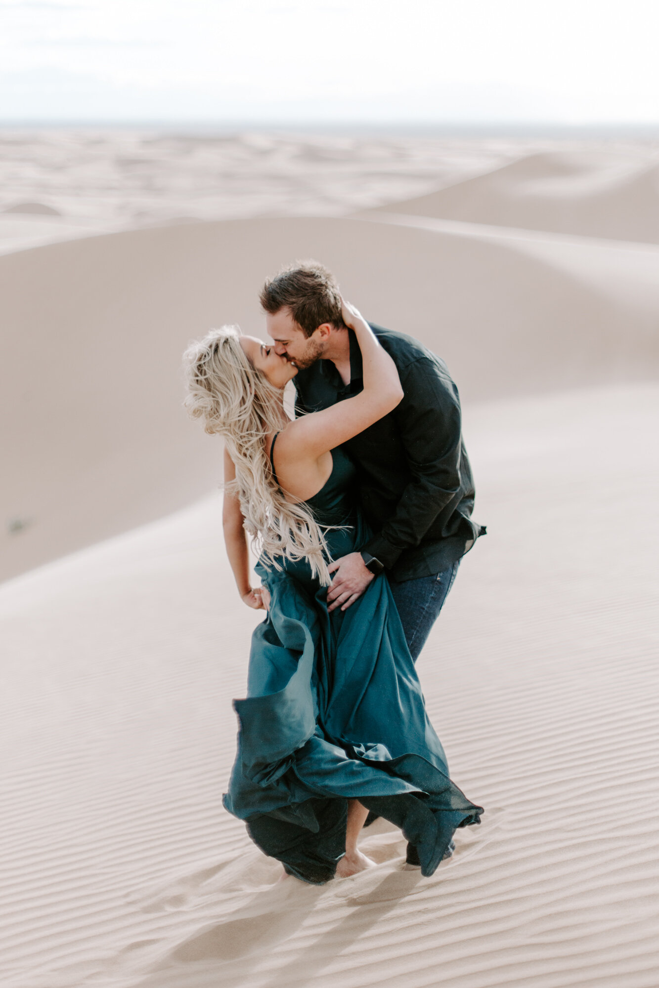 Engagement photos done at Imperial Sand Dunes also known as the Glamis Sand Dunes in california, Imperial sand dunes, glamis sand dunes, Glamis Sand Dunes engagement, imperial sand dunes engagement