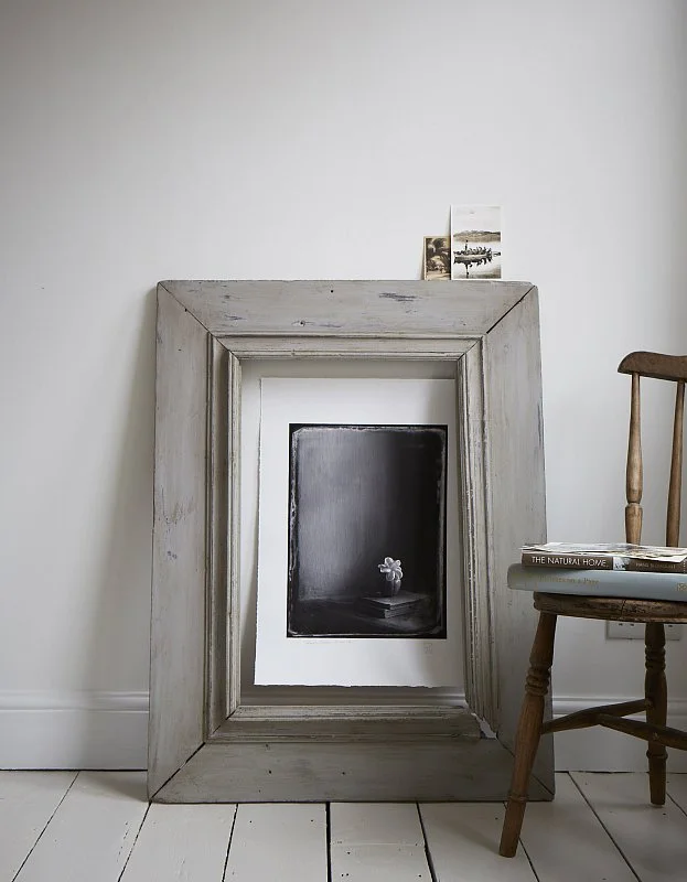 Sometimes the picture doesn't fit in the frame. And hey, that's okay. It doesn't mean the picture isn't pretty.(God, I spent too much time watching Miss Dahl making everything so extra effing deep. I've even made myself cringe.)