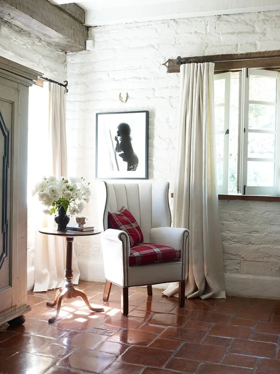 Reese_Witherspoon_Kristen_Buckingham_William_Waldron_Libbey_Ranch_Ojai_California_cream_wingback_chair.jpg