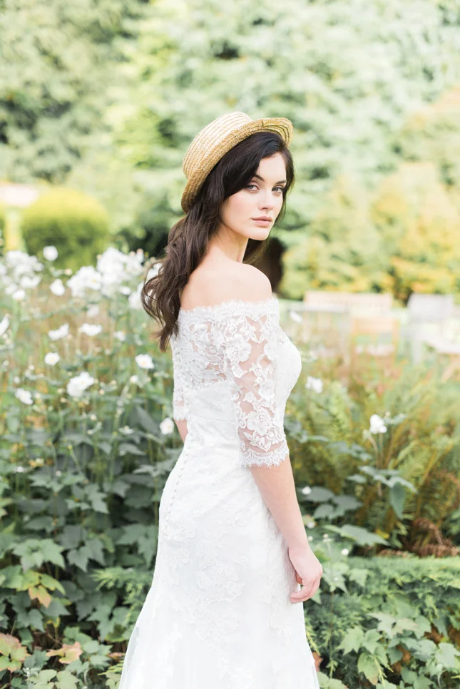 Paper_and_Moon_Louise_Dockery_Confetti_magazine_Rathsallagh_House_Wicklow_wedding_styling_Irish_Niall_Scully_bridal_boater_hat_Nikki_Kavanagh.jpg