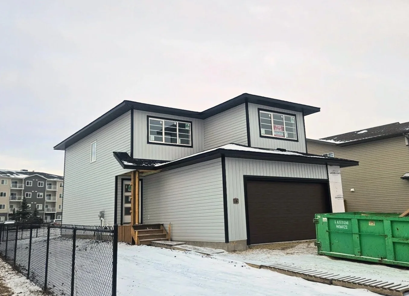    12 Trinity Street   Ready in January Trinity Crossing 1860 sqft / 2-Storey 3 Bedrooms / 2.5 Bathrooms $579,900    DETAILS   