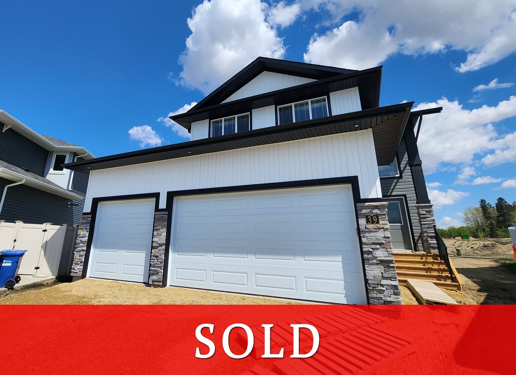 Laebon Homes Custom Home Builders In Red Deer Alberta