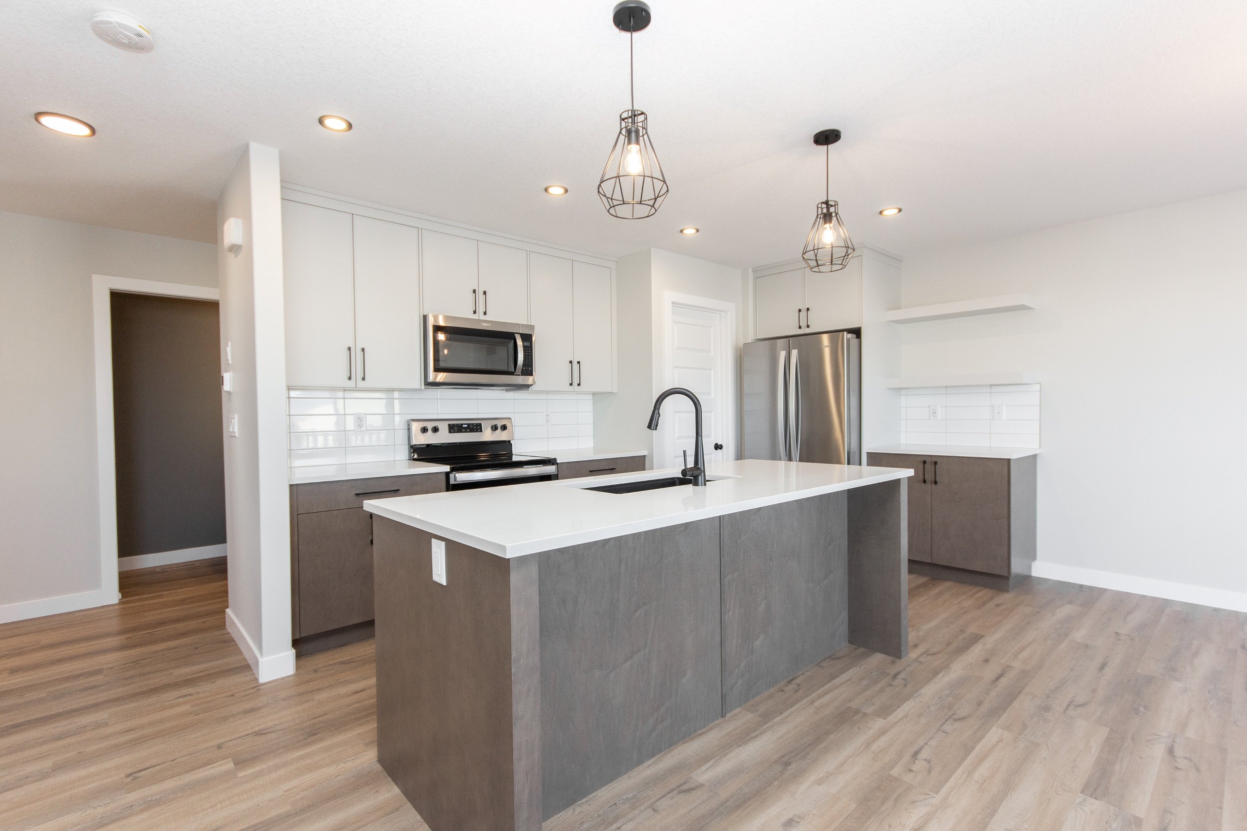 Quick Possession Laebon Homes Custom Home Builders In Red Deer Alberta