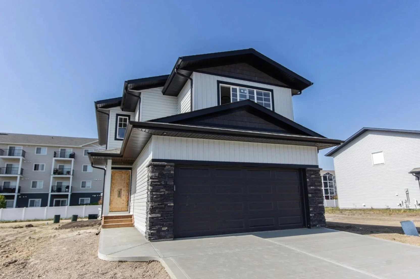 74 Turnbull Close Ready in October Timber Ridge 1707 sqft / 2-Storey 3 Bedrooms / 2.5 Bathrooms $534,900 DETAILS