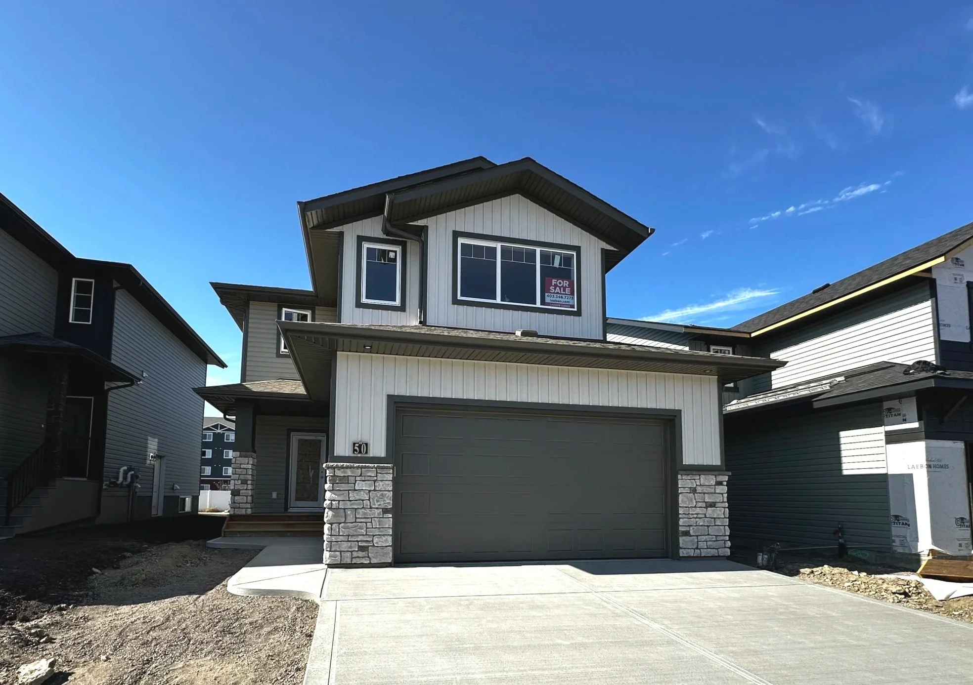 50 Turnbull Close Ready in October Timber Ridge 2135 sqft / 2-Storey 3 Bedrooms / 2.5 Bathrooms $617,900 DETAILS
