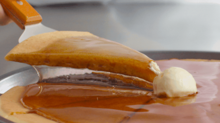 QIAF9016000_Pancizza_Syrup_Pull.gif