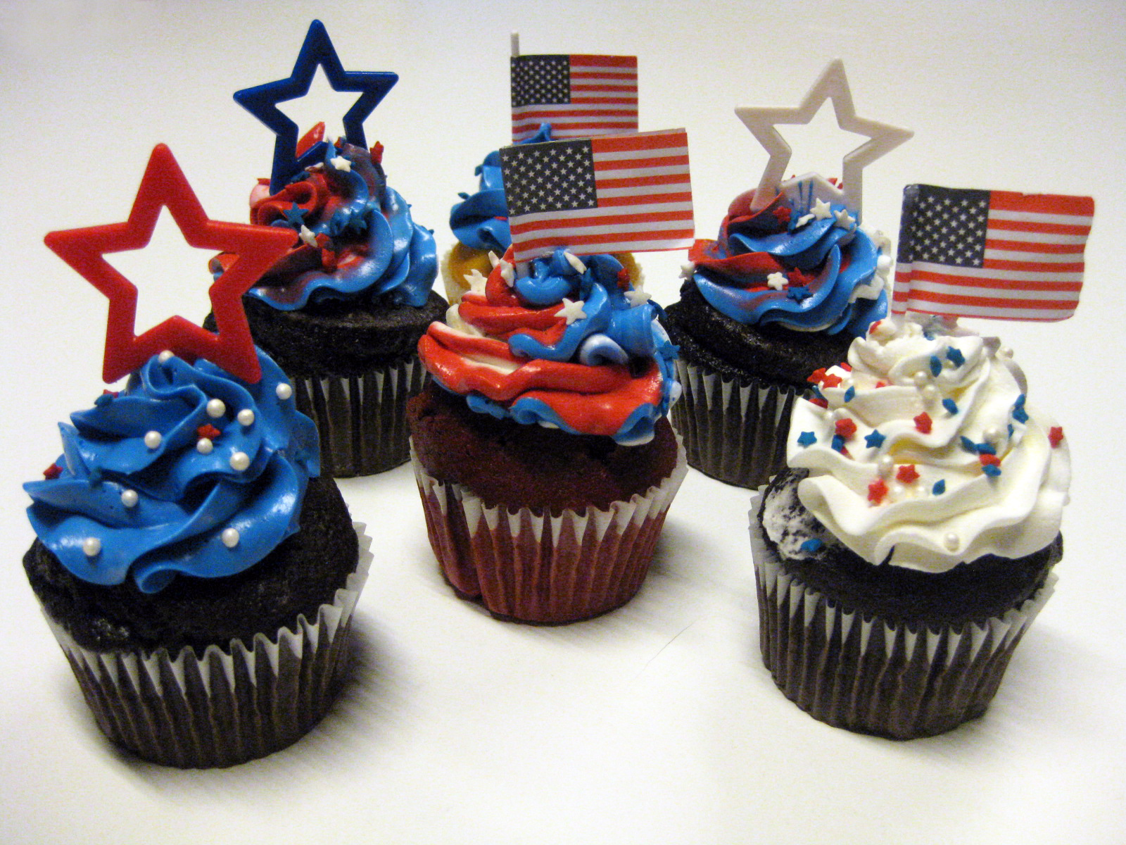 4th of July Cupcakes.jpg