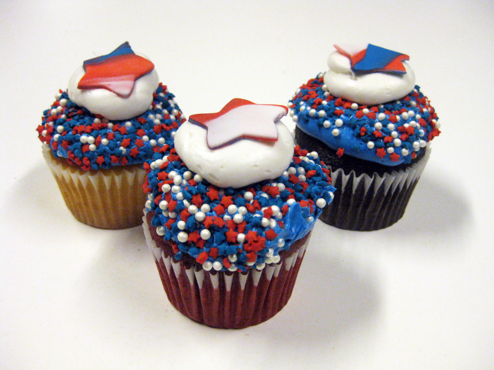 Star Decorated Cupcakes.jpg