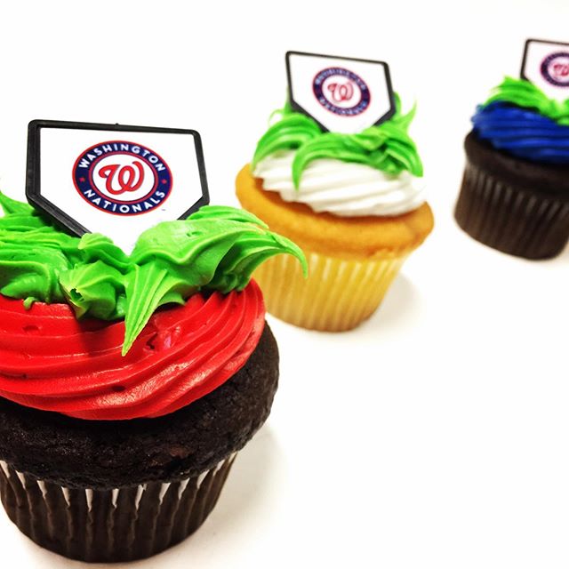 LETS GO NATS ⚾️ #washingtonnationals #nationals #finishthefight #washingtonnationalsbaseball #baseball #dmv #baseballcupcakes