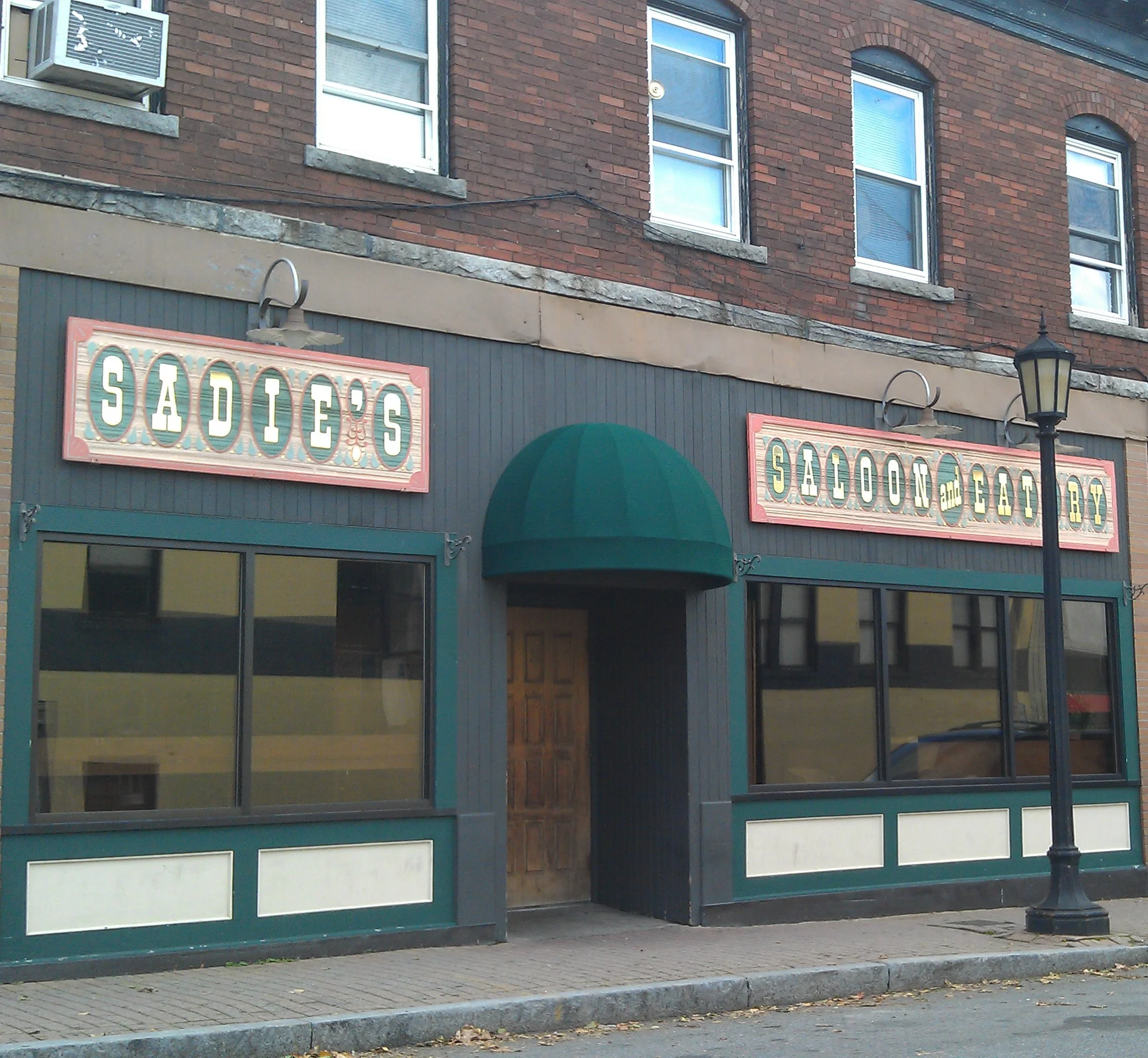 In Memoriam – Sadie's Saloon