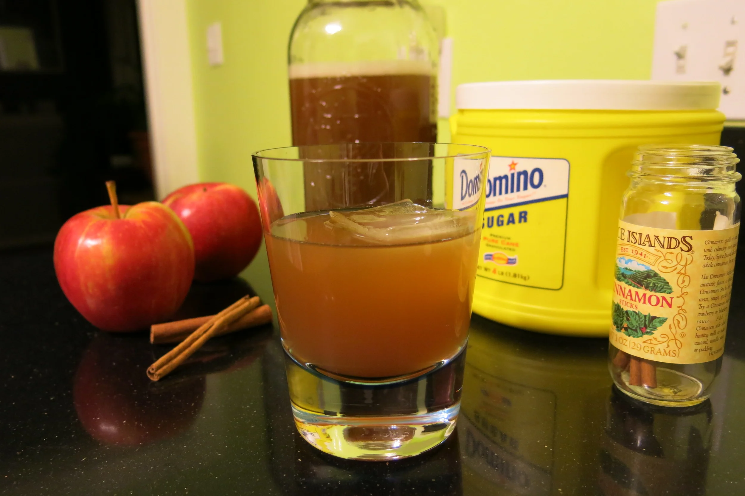 Homemade Apple Pie Moonshine – An All-American Recipe