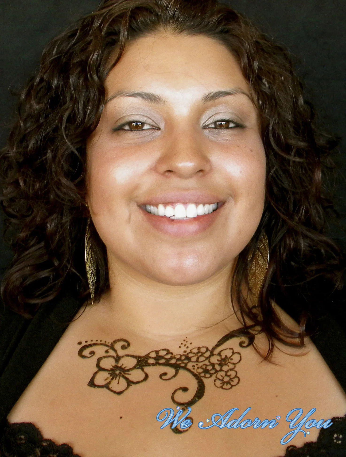 Henna Floral Clavacal- We Adorn You.jpg