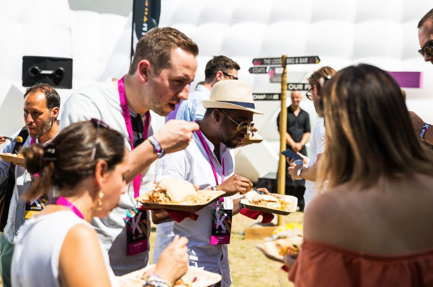  When Kenshoo decided to create a Festival Conference there was only one company to deliver the BBQ food and drinks to their delegates. BBQ catering for summer events in London, Essex and across the UK 