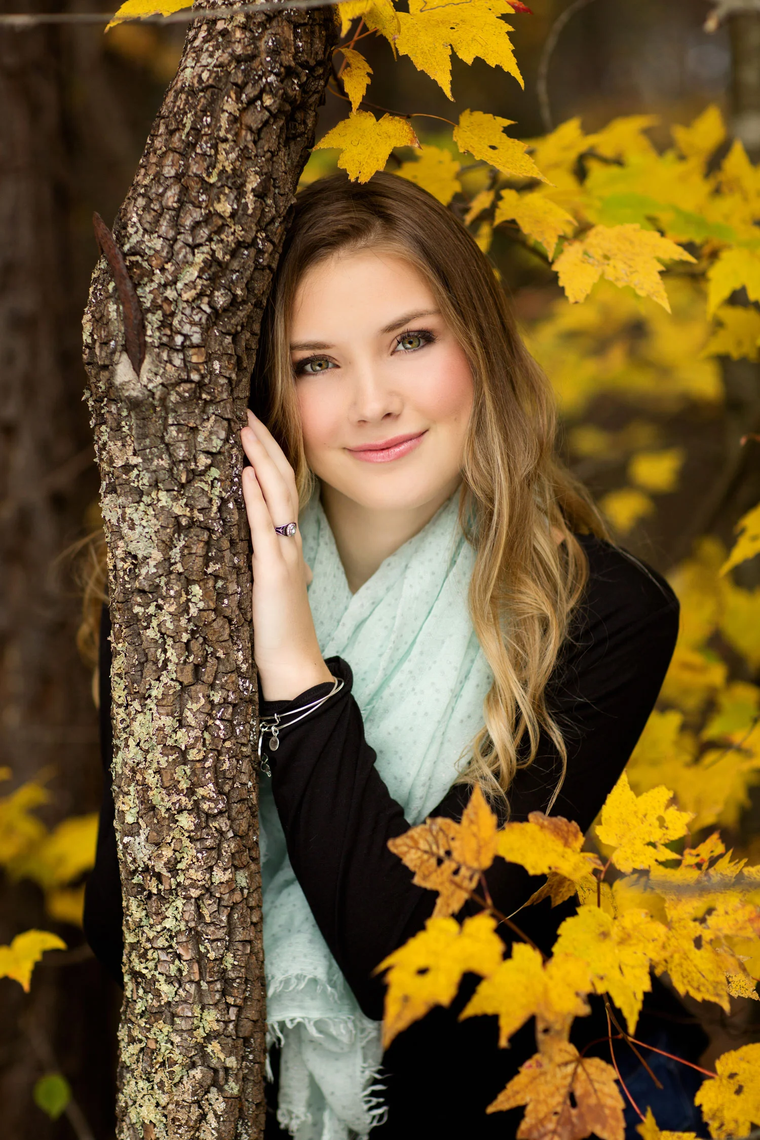 autumn-leaves-senior-pictures.jpg